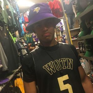 Meet your Posher, Dontray